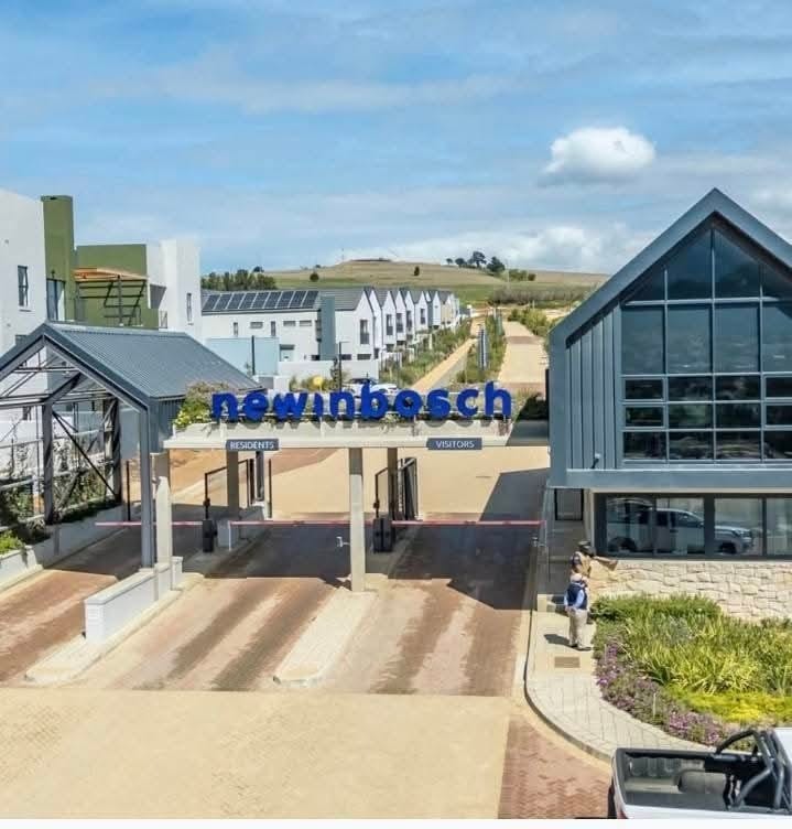 To Let 2 Bedroom Property for Rent in Newinbosch Western Cape